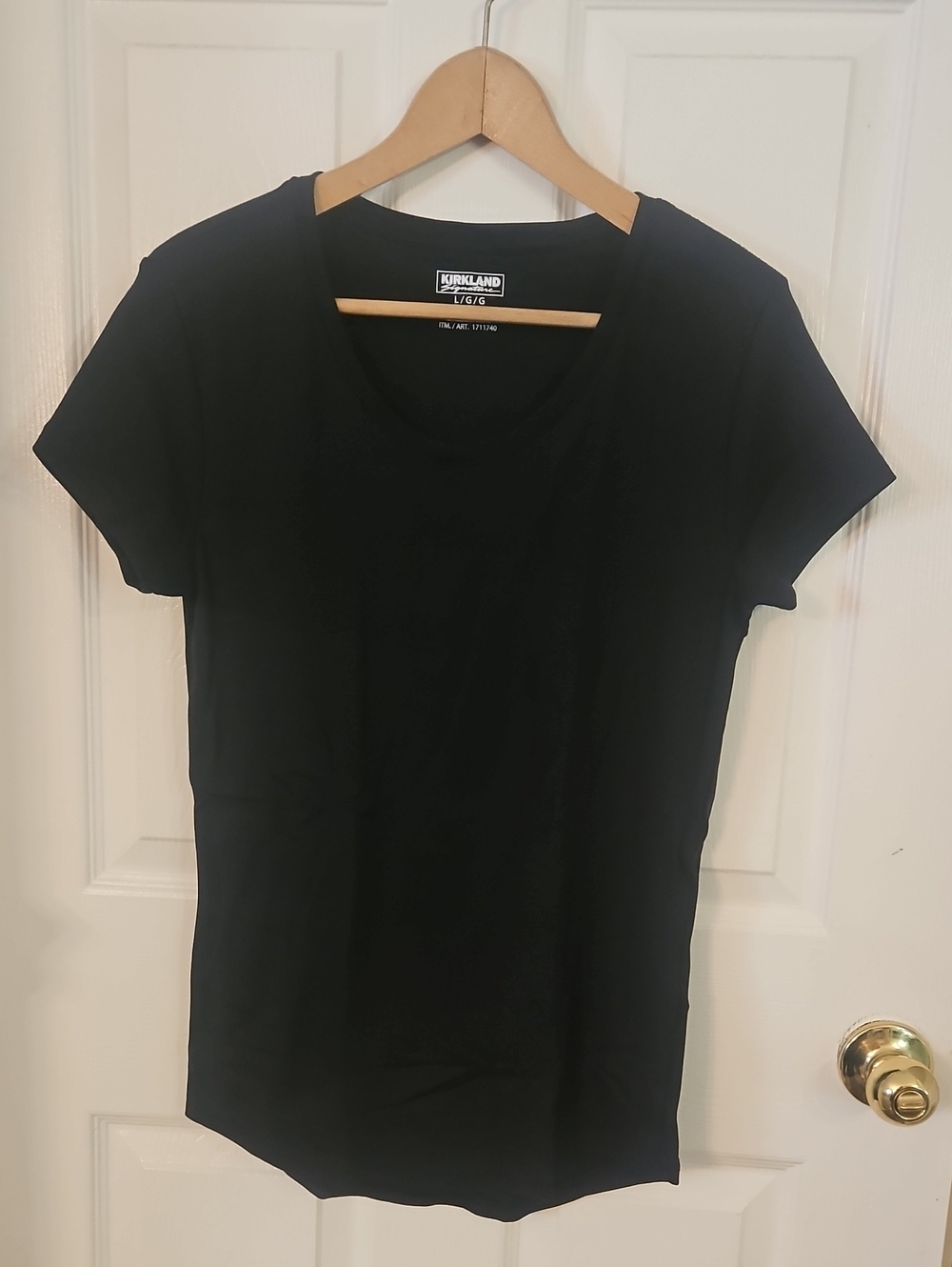 Kirkland Signature Black Short Sleeve Crew Neck Tee